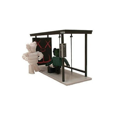 Kaws Bus Stop Set #4 100% Kubrick by Medicom