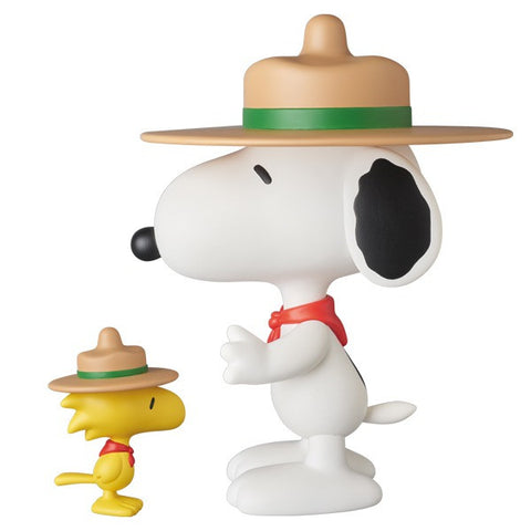 Peanuts: Beagle Scout Snoopy & Woodstock VCD Set